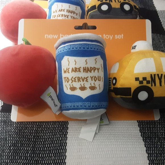 Pearhead Pet Toys, Squeaky Dog Toy Set,  Must Have Dog Accessory - Picture 1 of 6